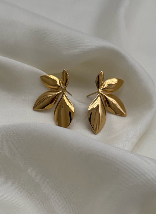 Boucle d’oreille - Feuille d’or 01